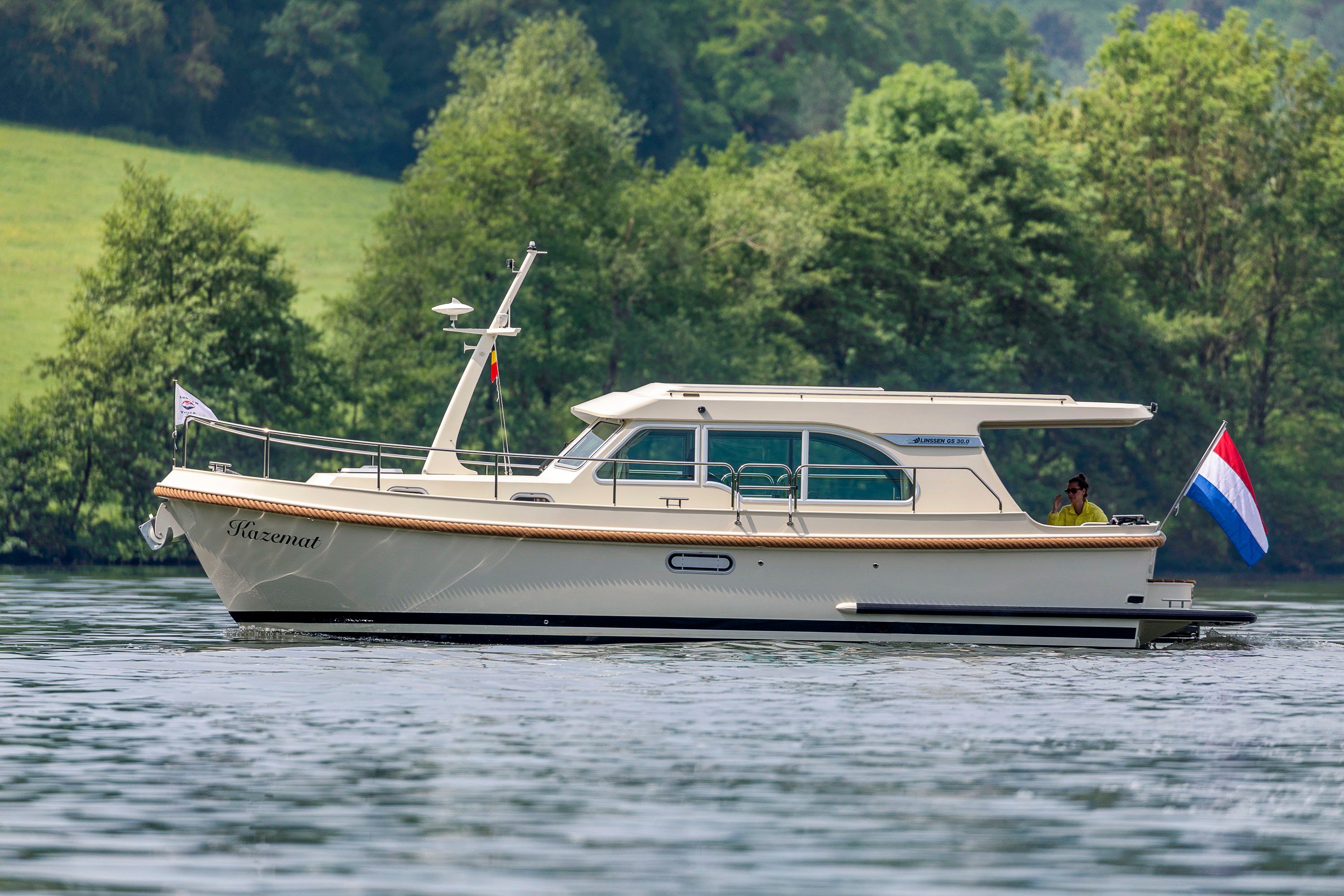 linssen-grand-sturdy-30-0-sedan-20180522-0166