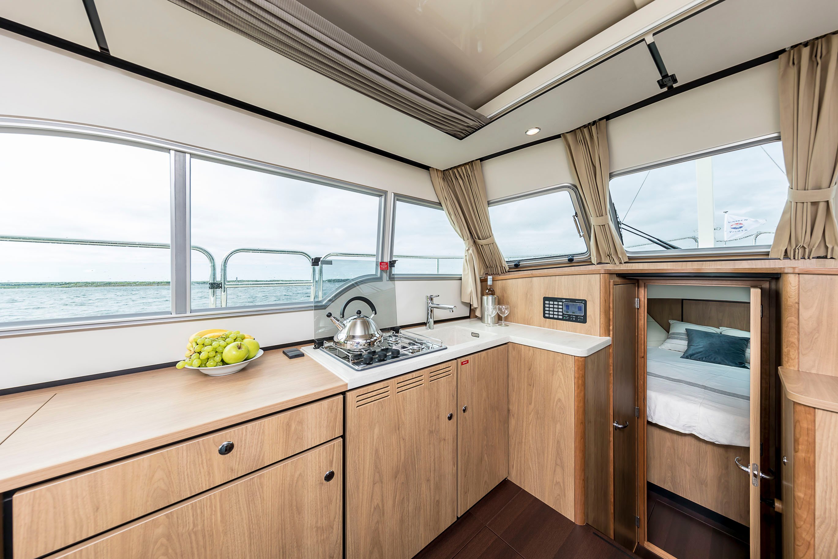 linssen-grand-sturdy-30-0-sedan-int-3256