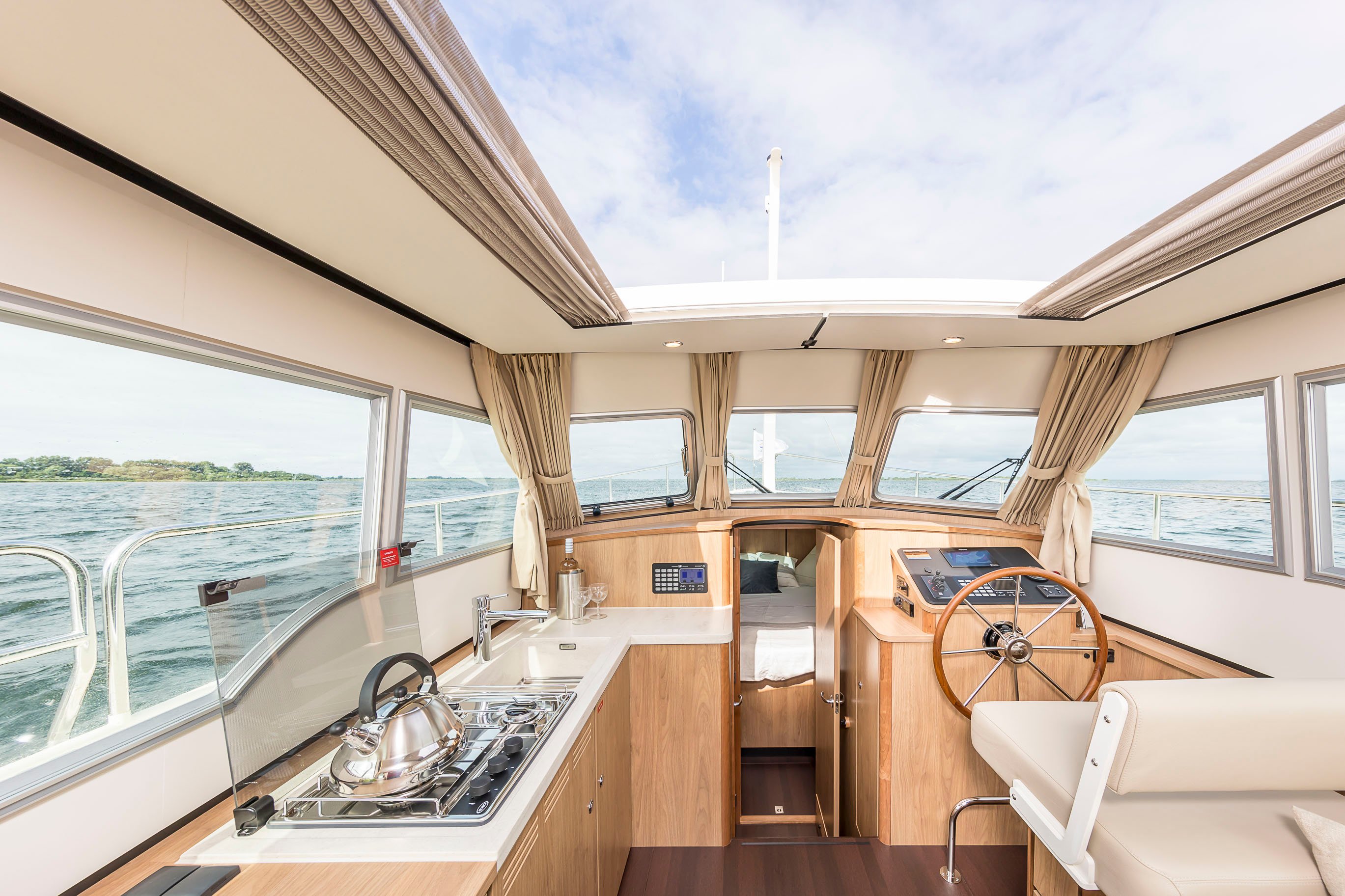 linssen-grand-sturdy-30-0-sedan-int-3311