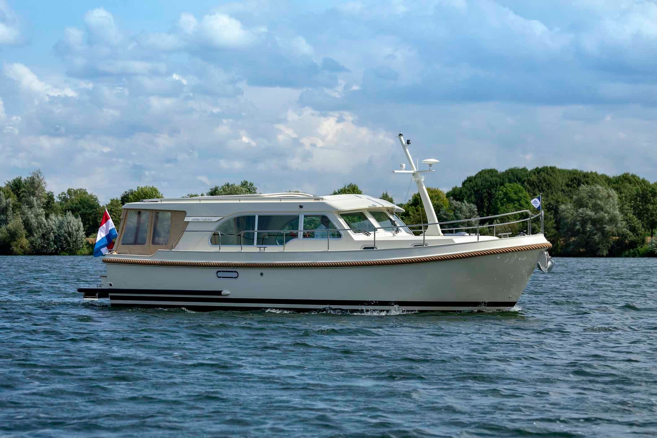 linssen-grand-sturdy-35-0-sedan-310719-0298