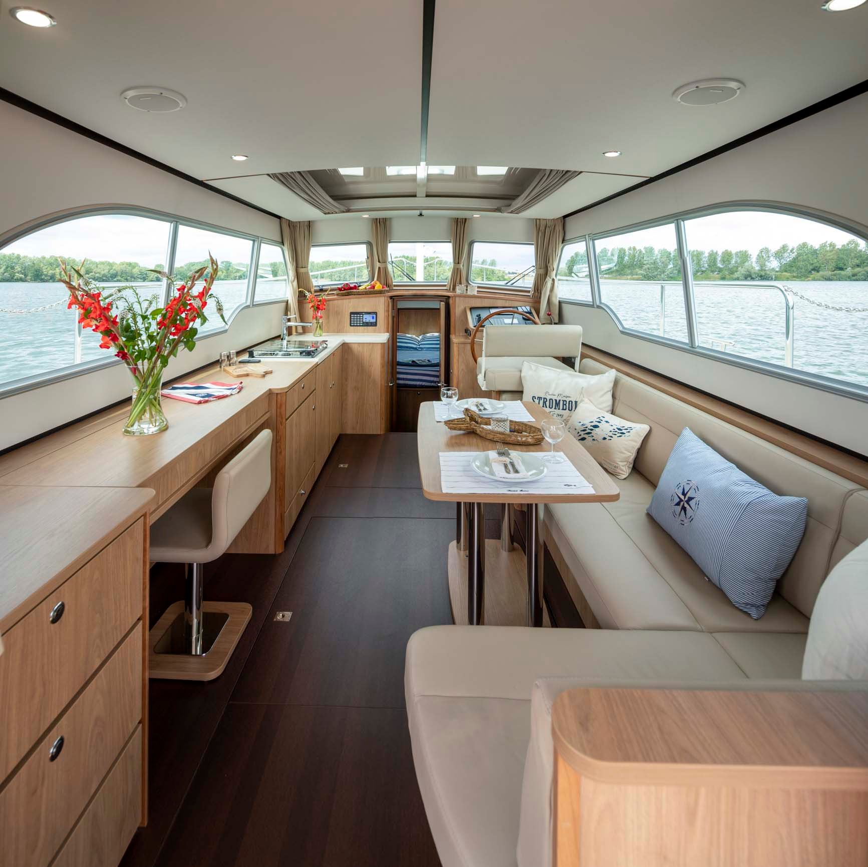 linssen-grand-sturdy-35-0-sedan-int-310719-0004