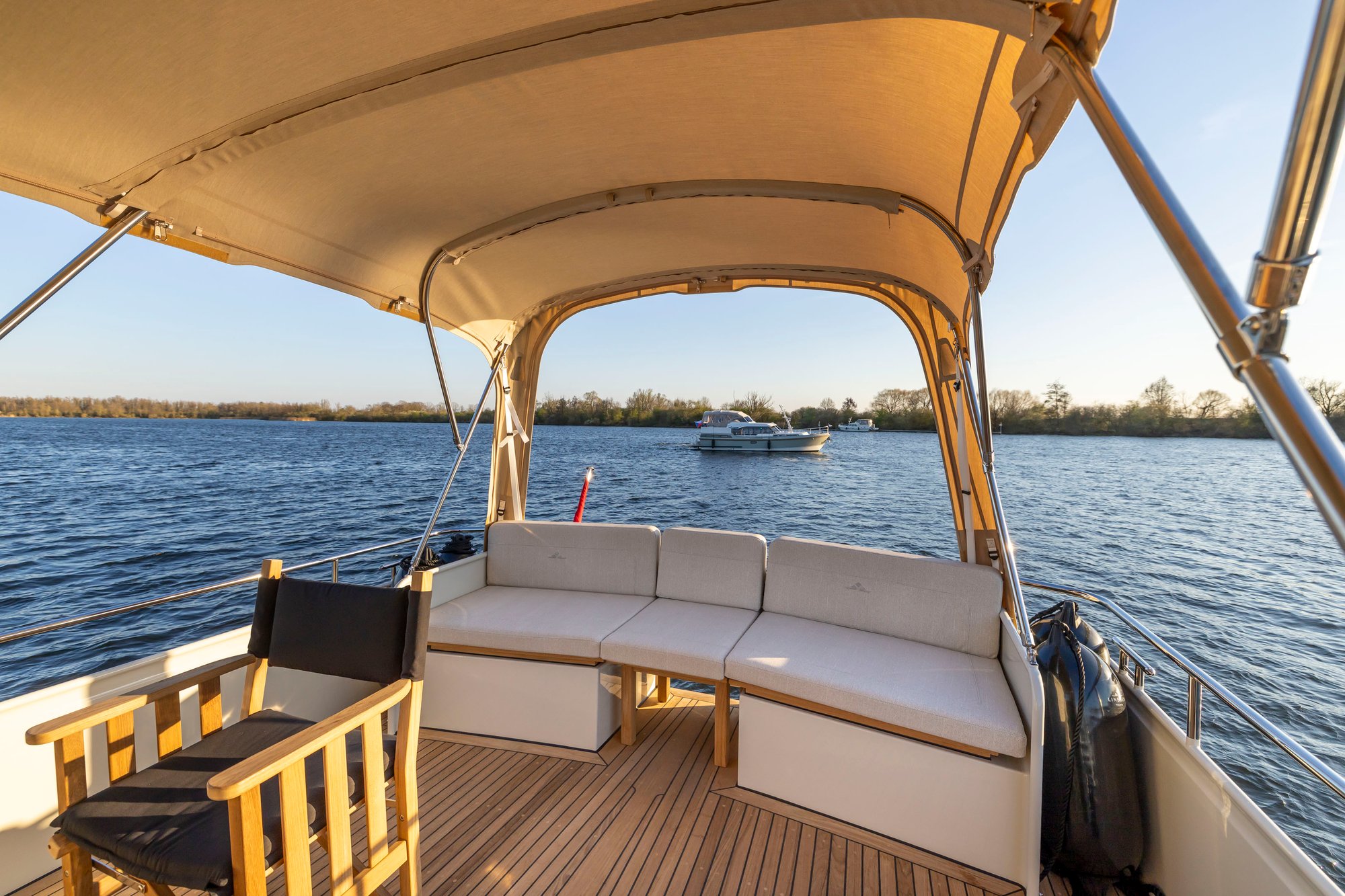 linssen-grand-sturdy-35-1-ac-aft-deck-3666-025