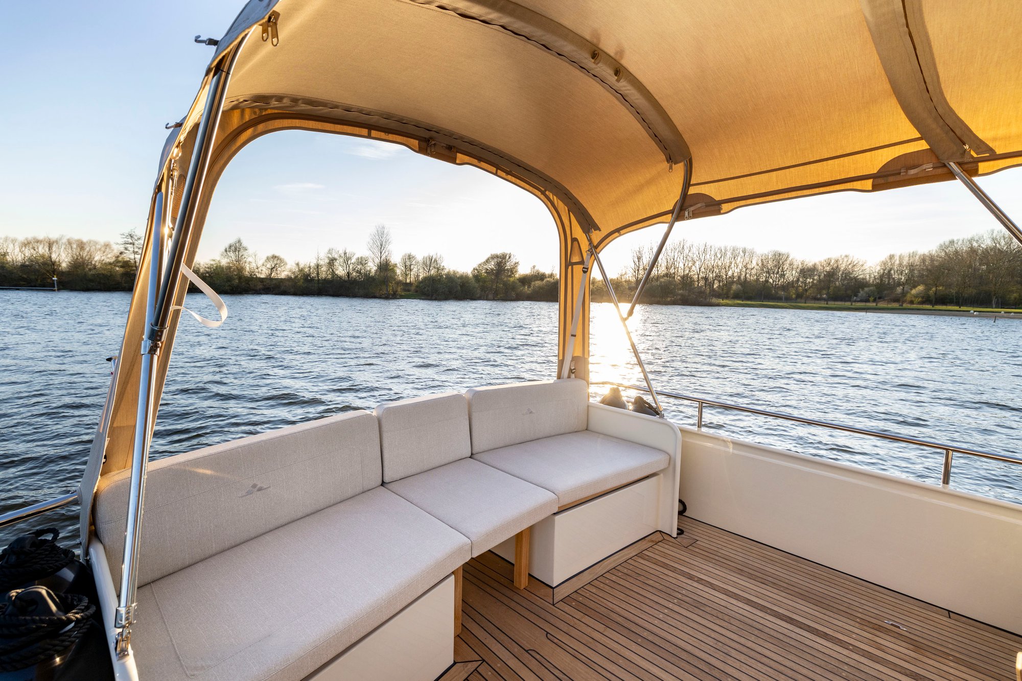 linssen-grand-sturdy-35-1-ac-aft-deck-3666-027