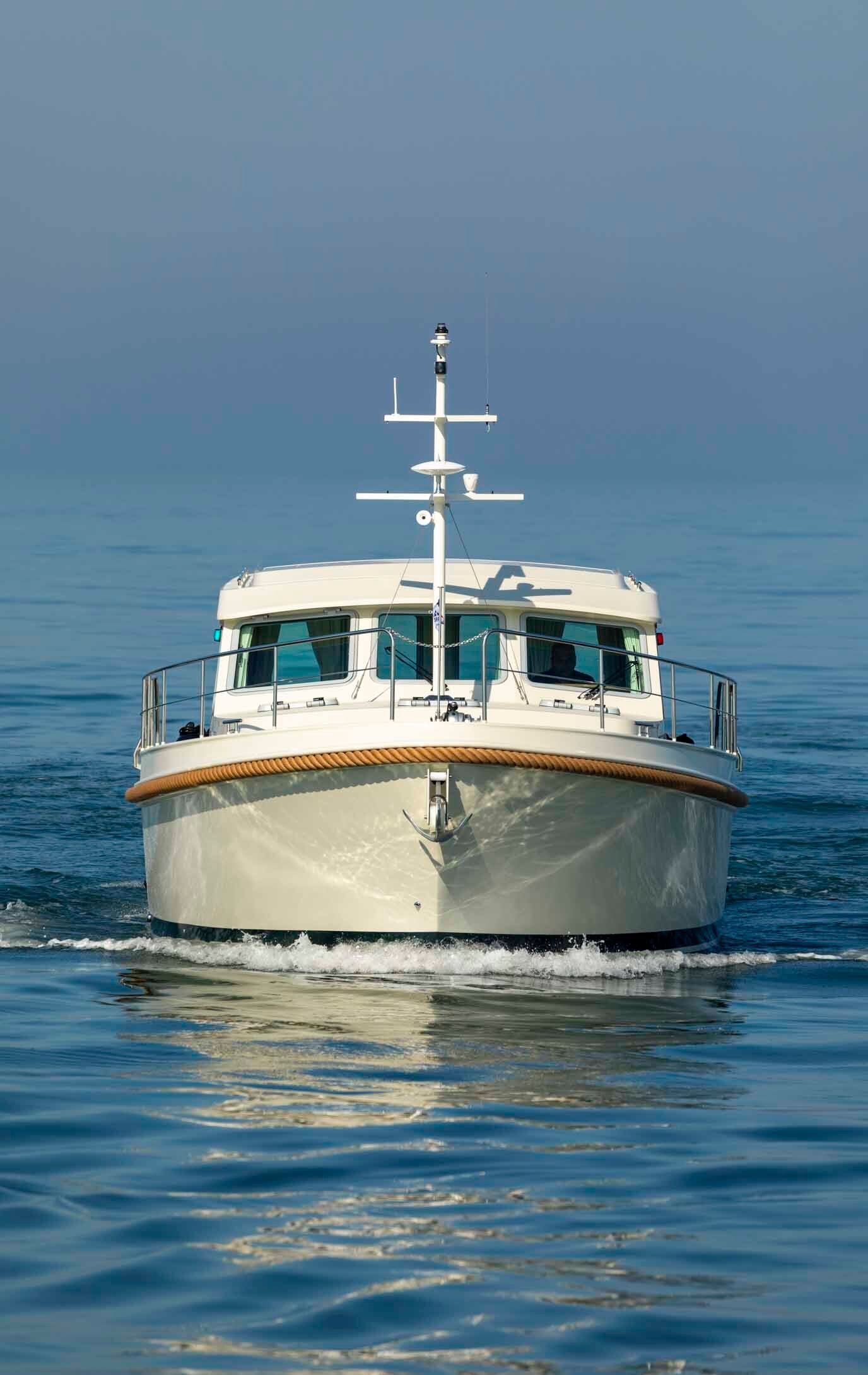 linssen-grand-sturdy-40-0-sedan-bnr3635-20200915-0253