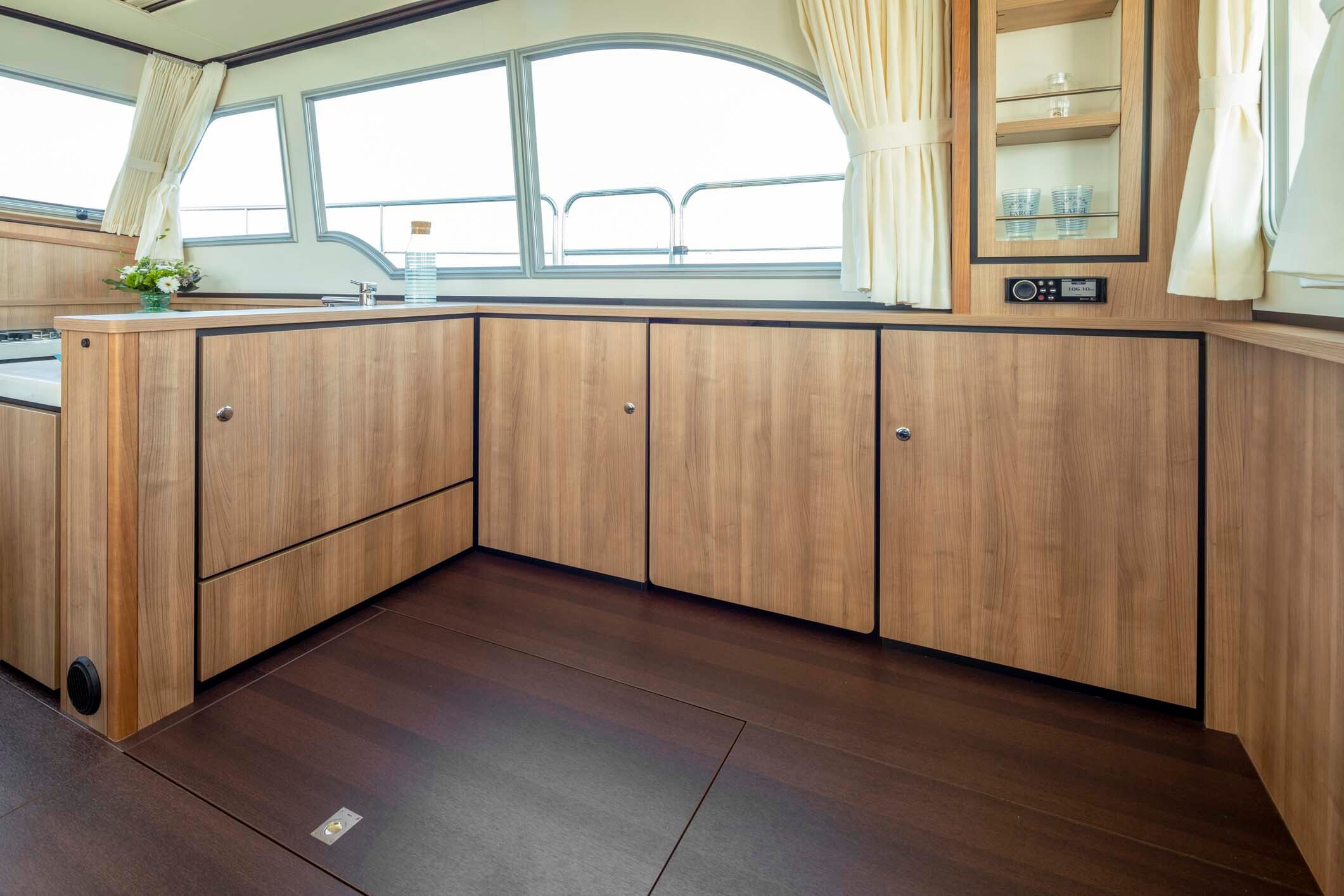 linssen-grand-sturdy-40-0-sedan-intero-int-054