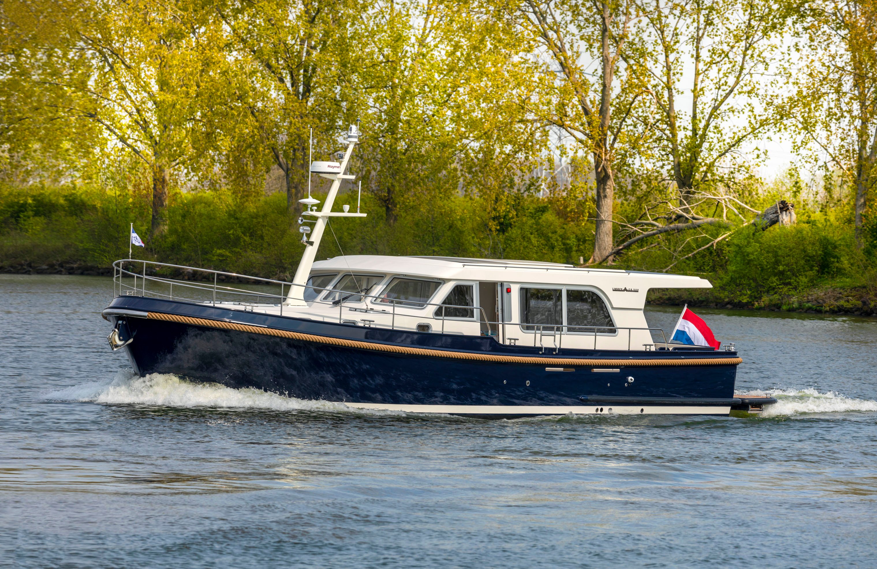 linssen-grand-sturdy-500-sedan-20210421-011