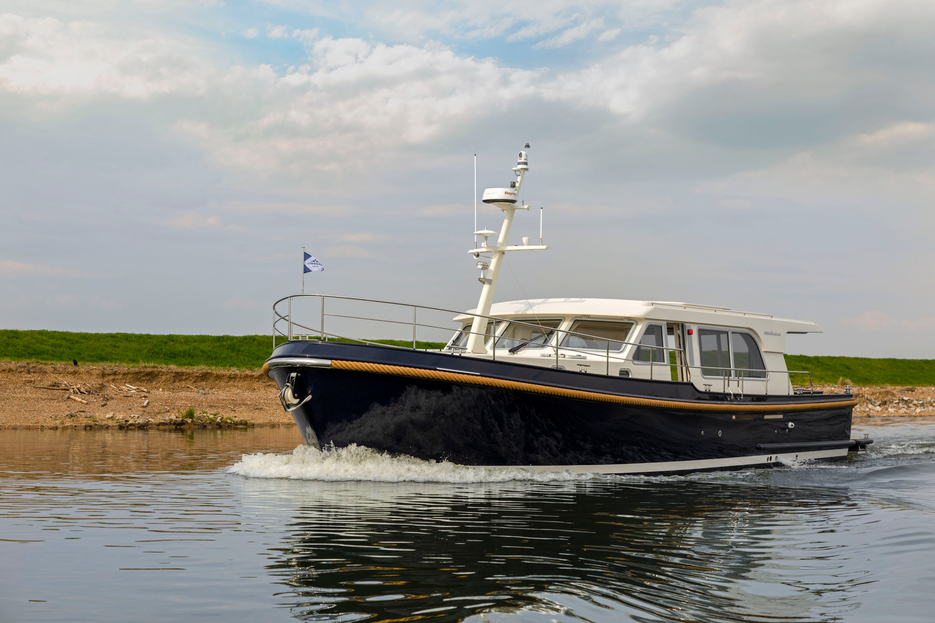 linssen-grand-sturdy-500-sedan-20210421-335