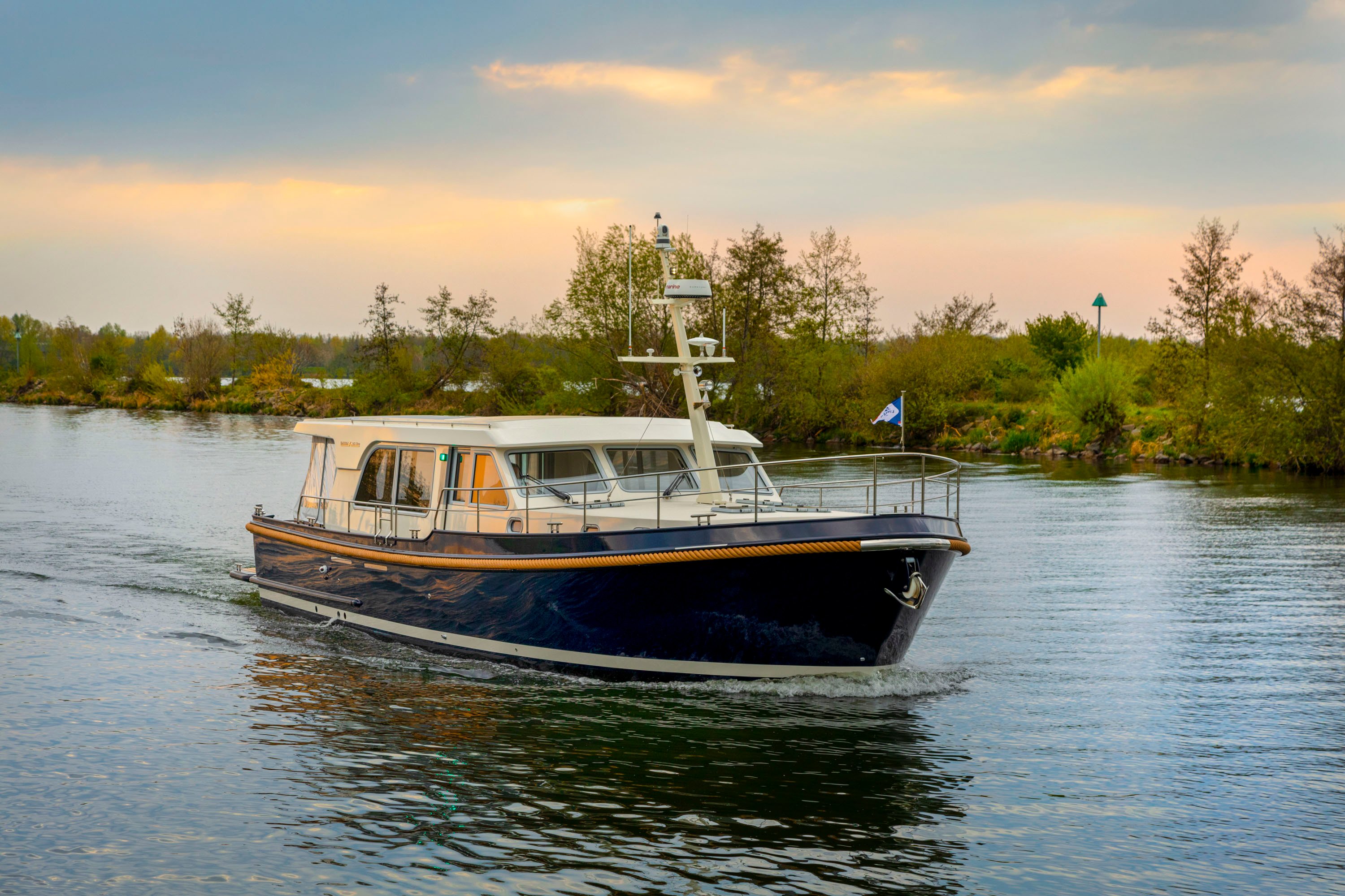 linssen-grand-sturdy-500-sedan-20210421-698