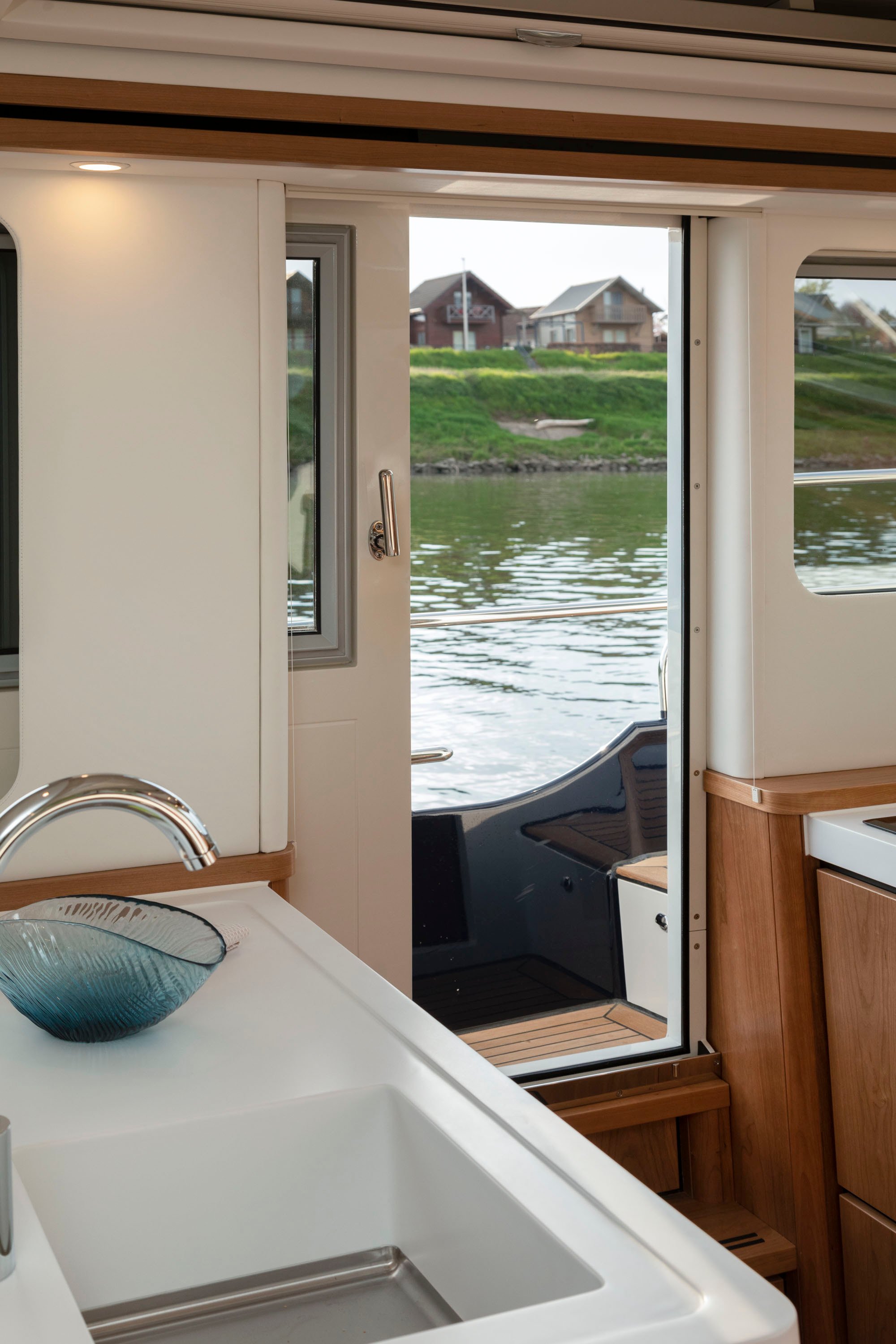 linssen-grand-sturdy-500-sedan-20210421-576