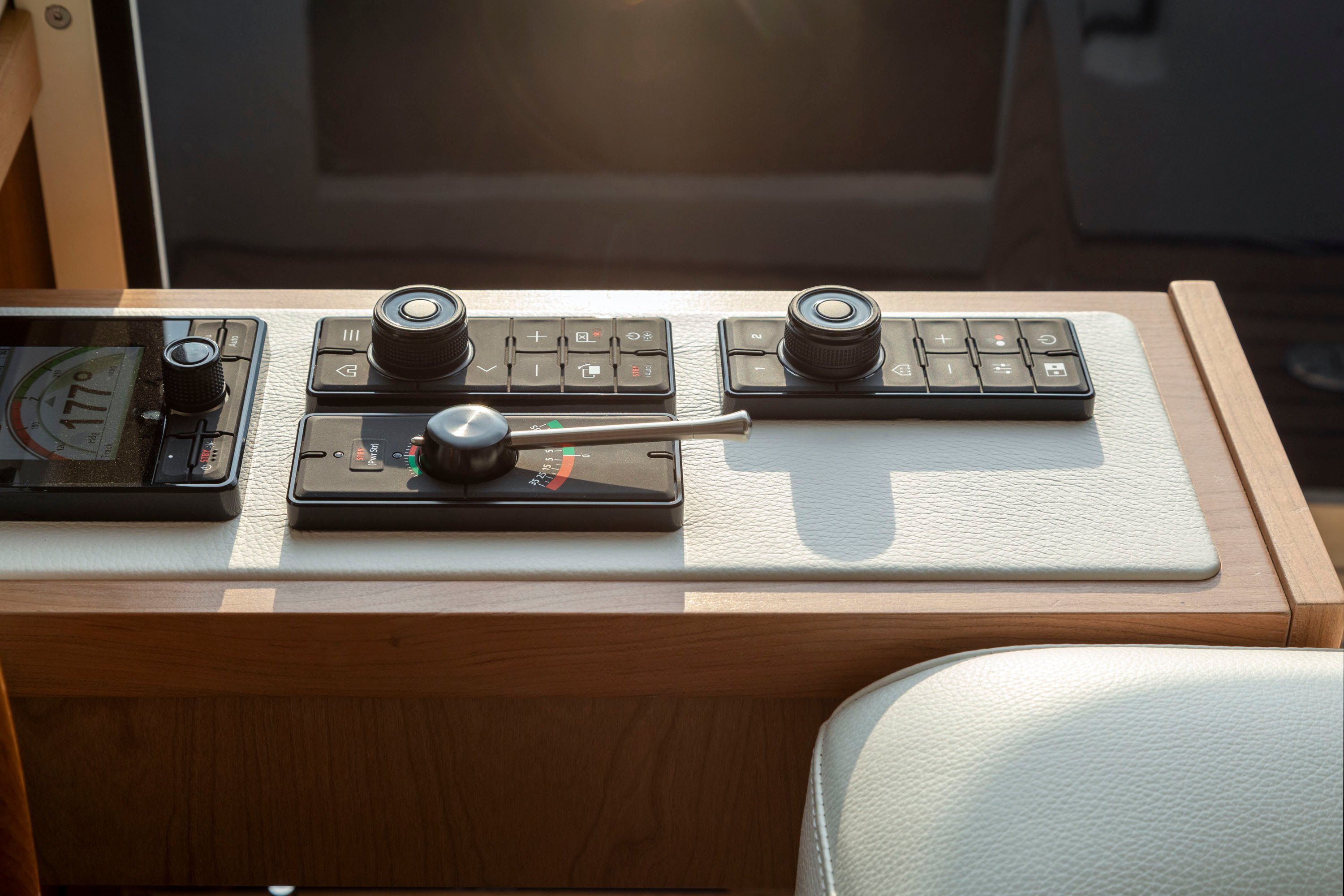 linssen-grand-sturdy-500-sedan-20210421-593