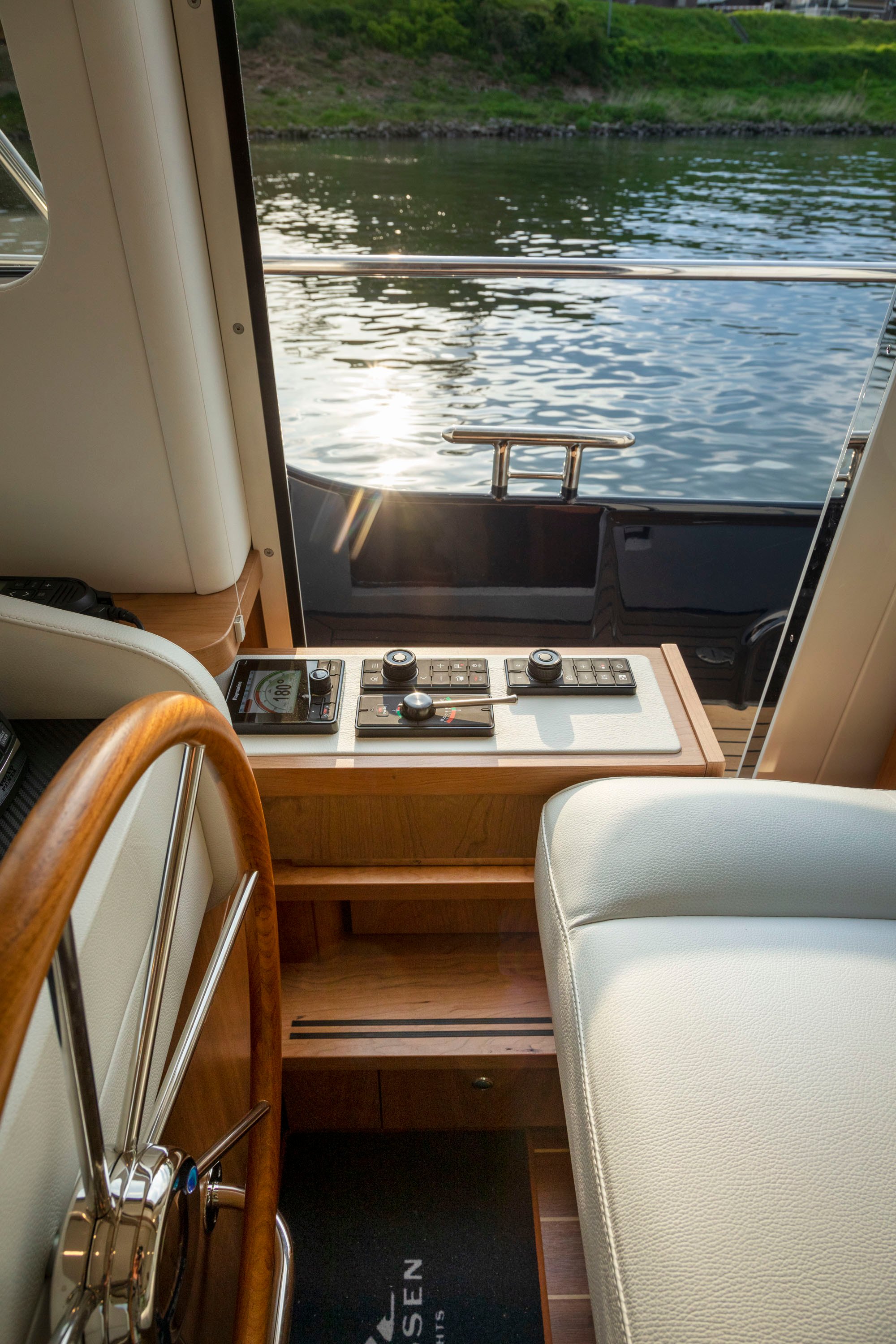 linssen-grand-sturdy-500-sedan-20210421-595