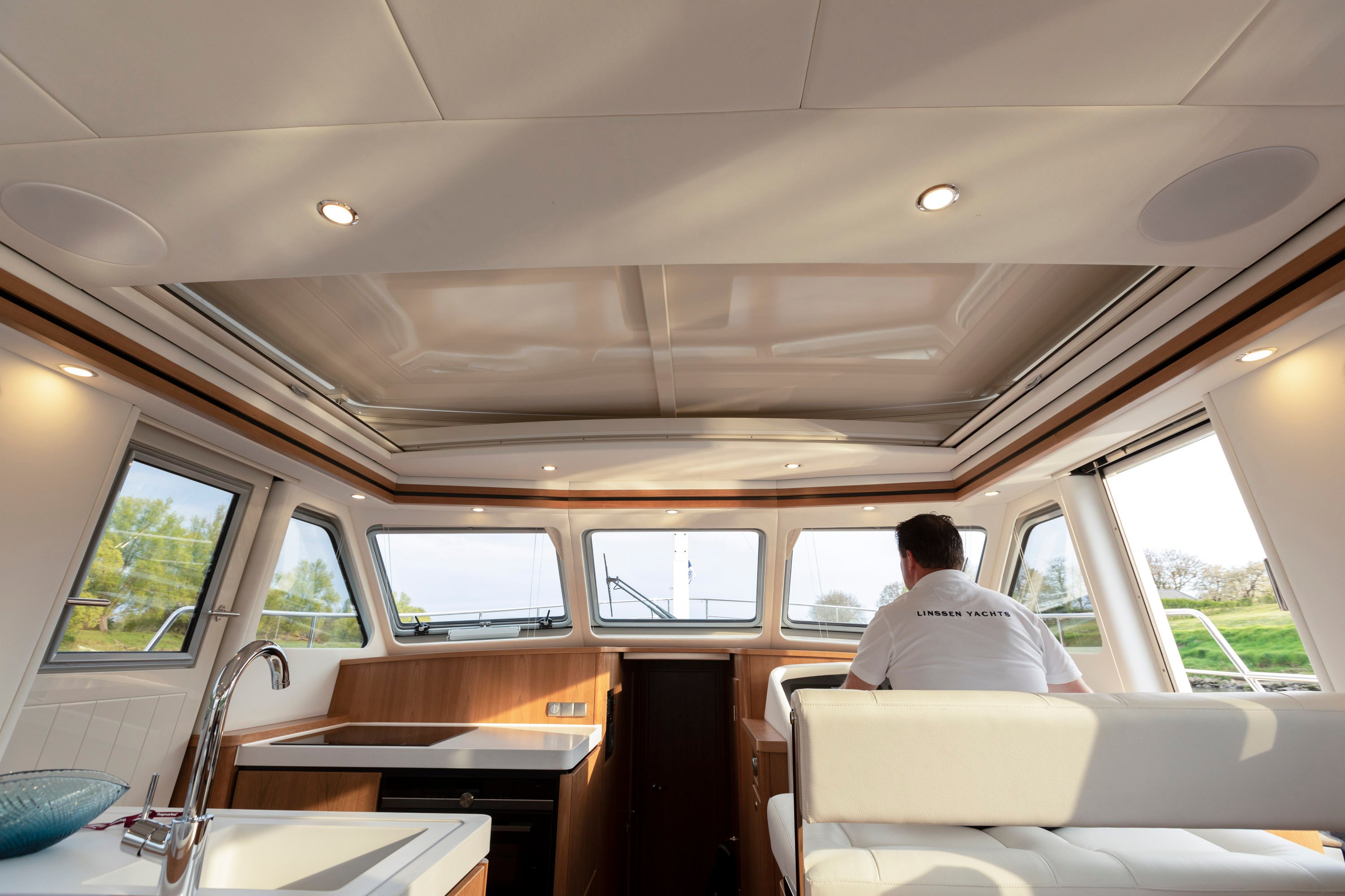 linssen-grand-sturdy-500-sedan-20210421-614