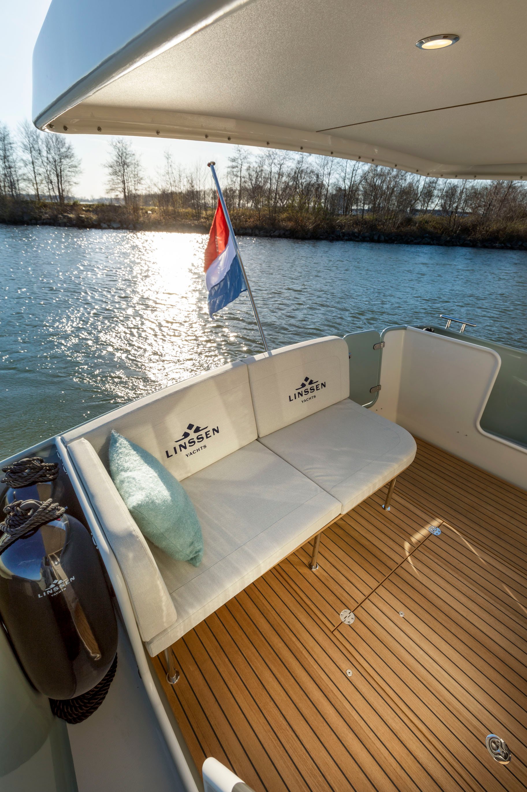linssen-30-sl-sedan-240320-597