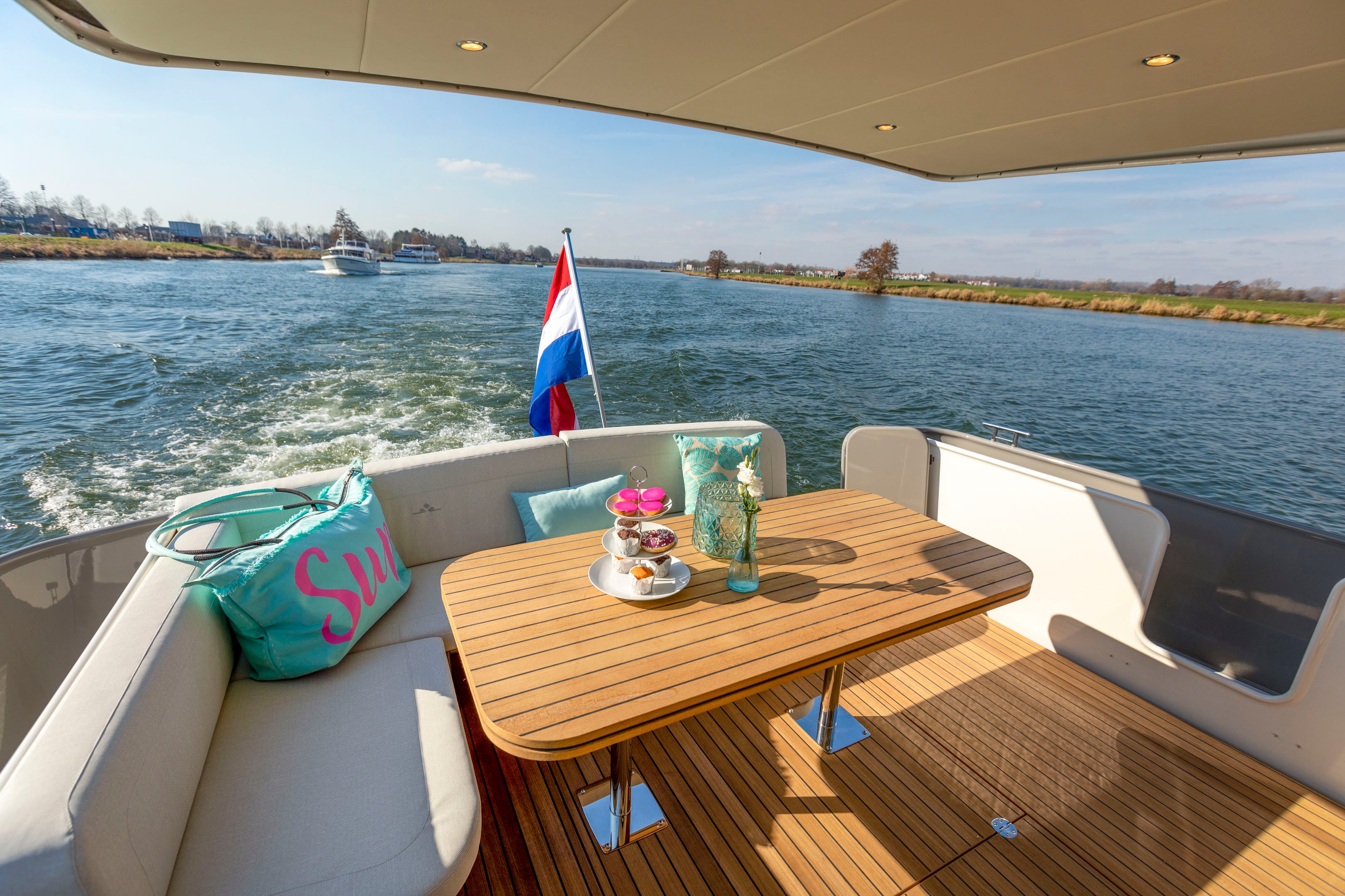 Linssen-40-SL-Sedan-060321-0237