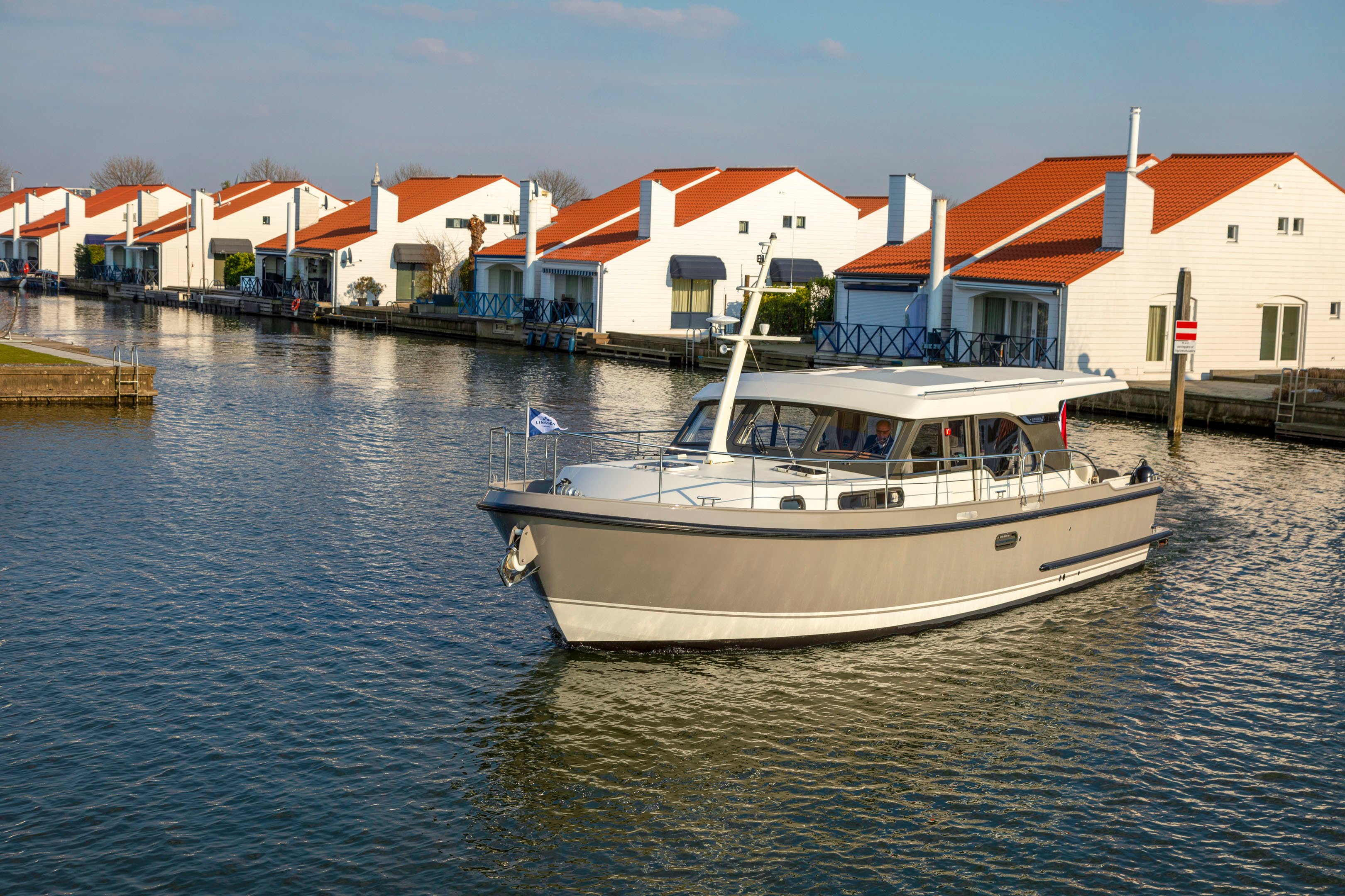 Linssen-40-SL-Sedan-060321-0280
