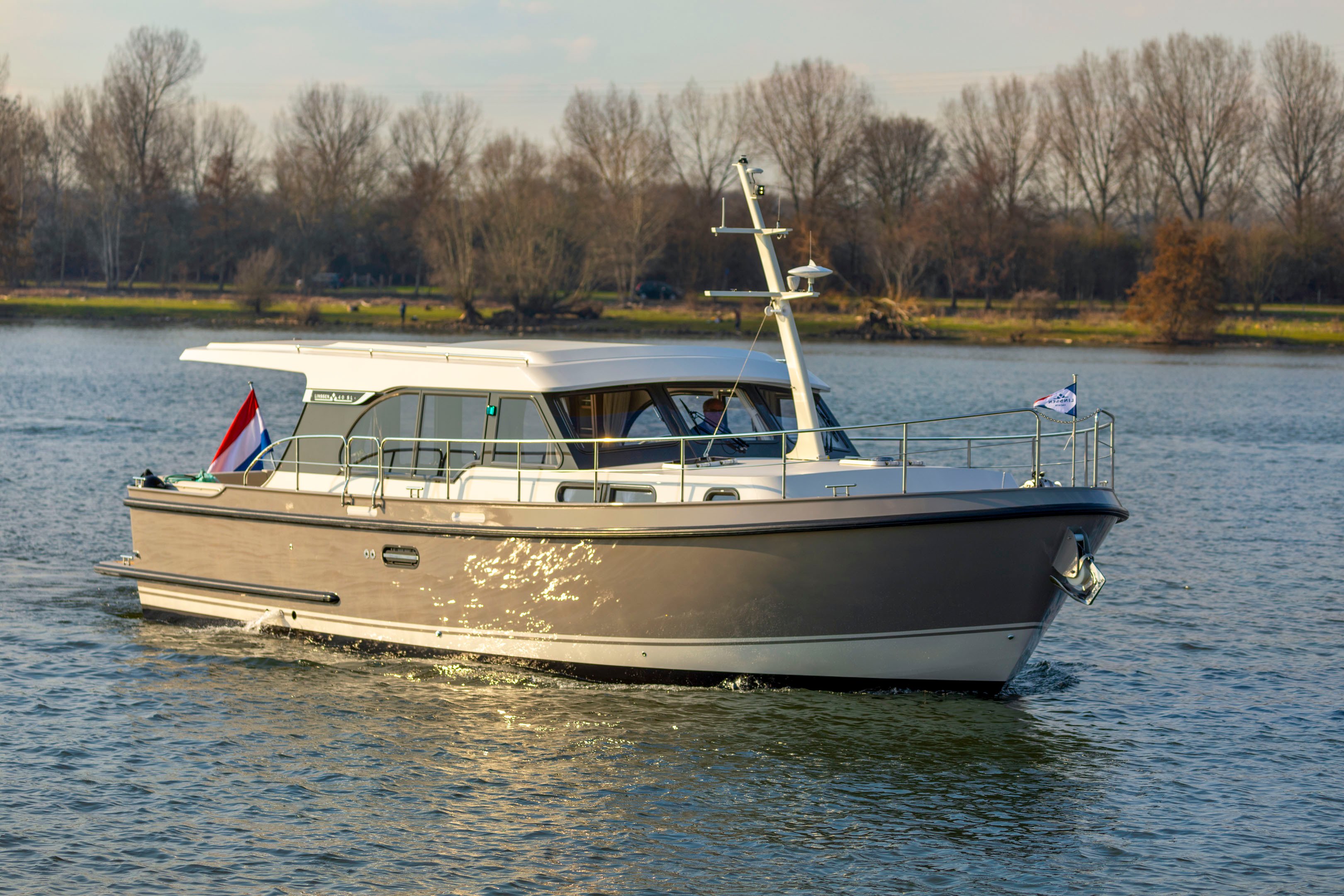 Linssen-40-SL-Sedan-060321-0370