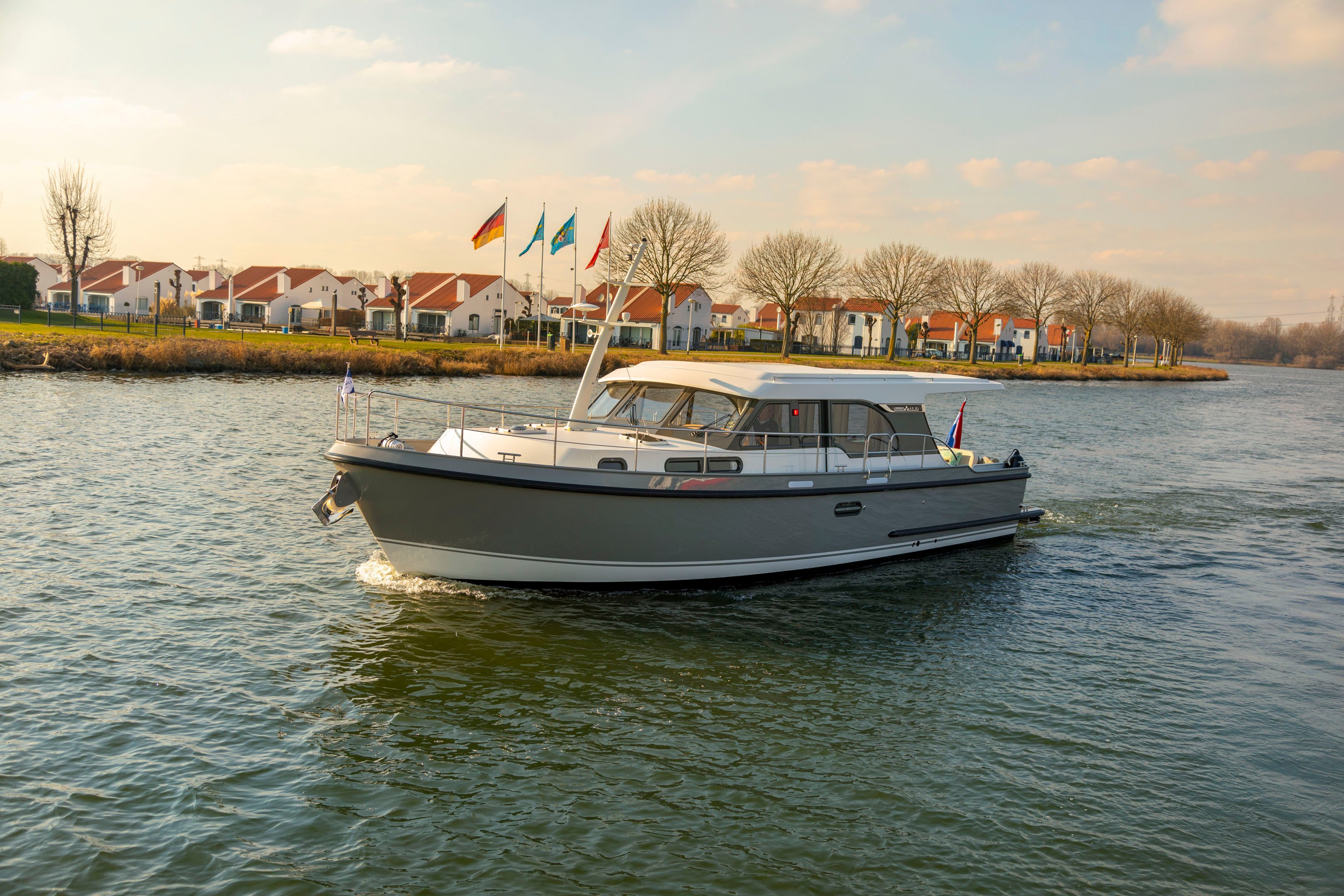 Linssen-40-SL-Sedan-060321-0380