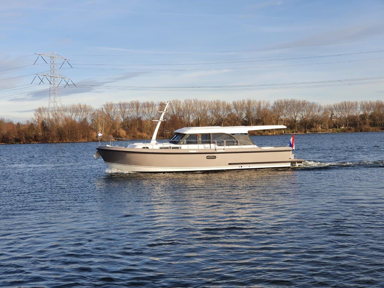 Linssen-40-sl-sedan-20210120-110117