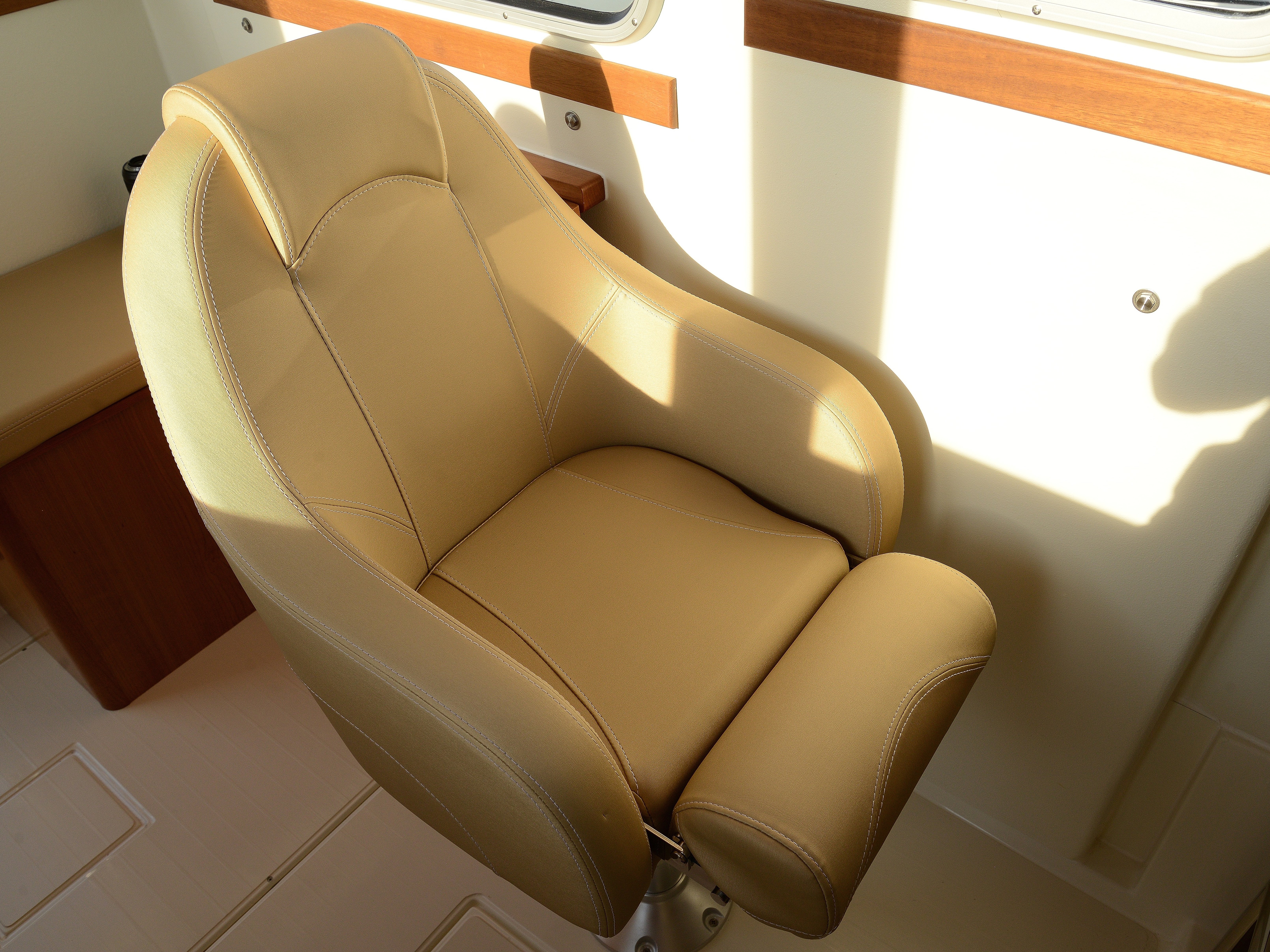 fauteuil ouvert